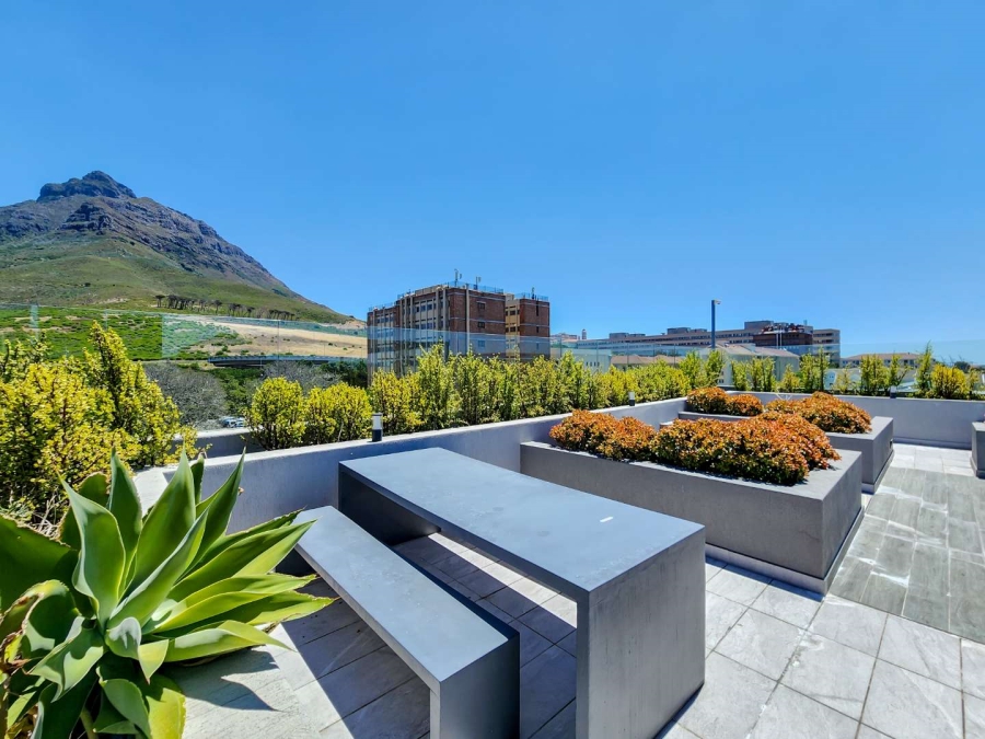 1 Bedroom Property for Sale in Observatory Western Cape